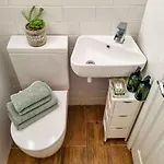 The Bs Cycle, 4 Bedroom, 2 Bathroom, House In Centre Apartamento *