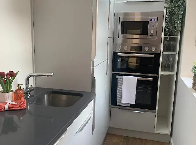 Appartement The Bs Cycle, 4 Bedroom, 2 Bathroom, House In Centre Harrogate