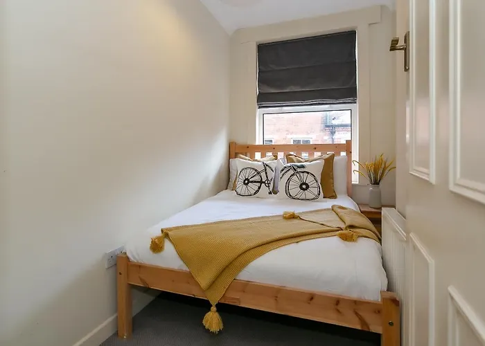 The Bs Cycle, 4 Bedroom, 2 Bathroom, House In Centre Appartement Harrogate